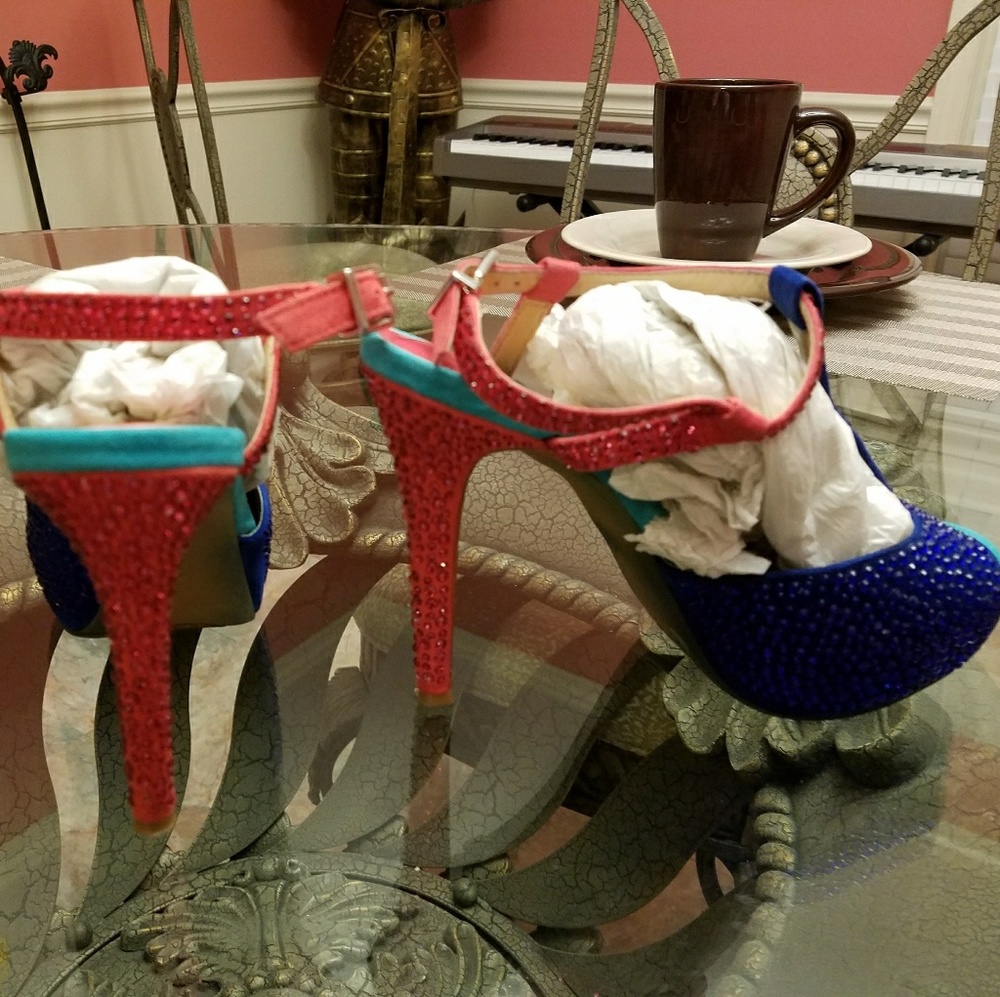 Multicolored strappy heels